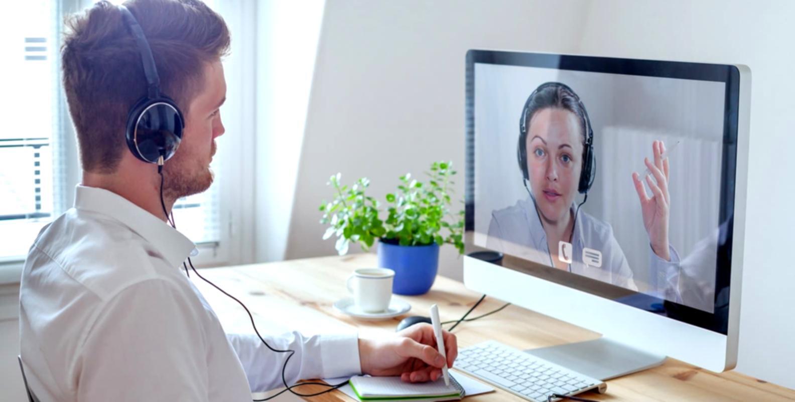 SEO content writing course overview — structured lessons and writing practice